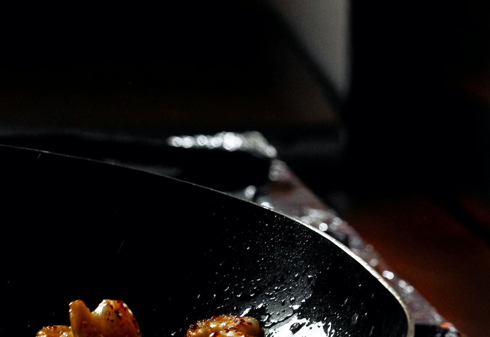 Crevettes flambées au pastis